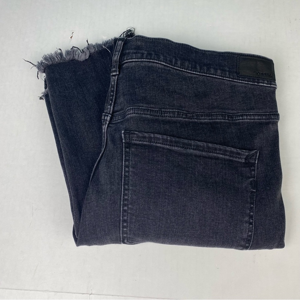 Express Women’s 18 R Jeans Ankle Legging Super High Rise Black Raw Hem Denim